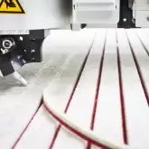 Akustik Filze akustikabsorber als Design und Deko in verschiedenen Farben kaschiert mit Designfilz aus Wollfilz zuschnitt durch CNC-Cutting