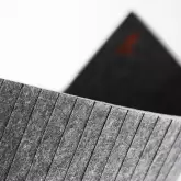 Akustik Filze akustikabsorber als Design und Deko in verschiedenen Farben kaschiert mit Designfilz als Trennwand